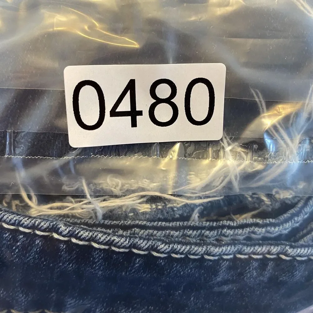 Silver Jeans Suki Bootcut Jeans Womens 27 Blue Mid Rise Distressed Raw Hem‎